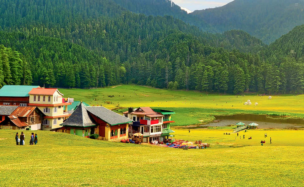 Delhi to Dalhousie Taxi Service