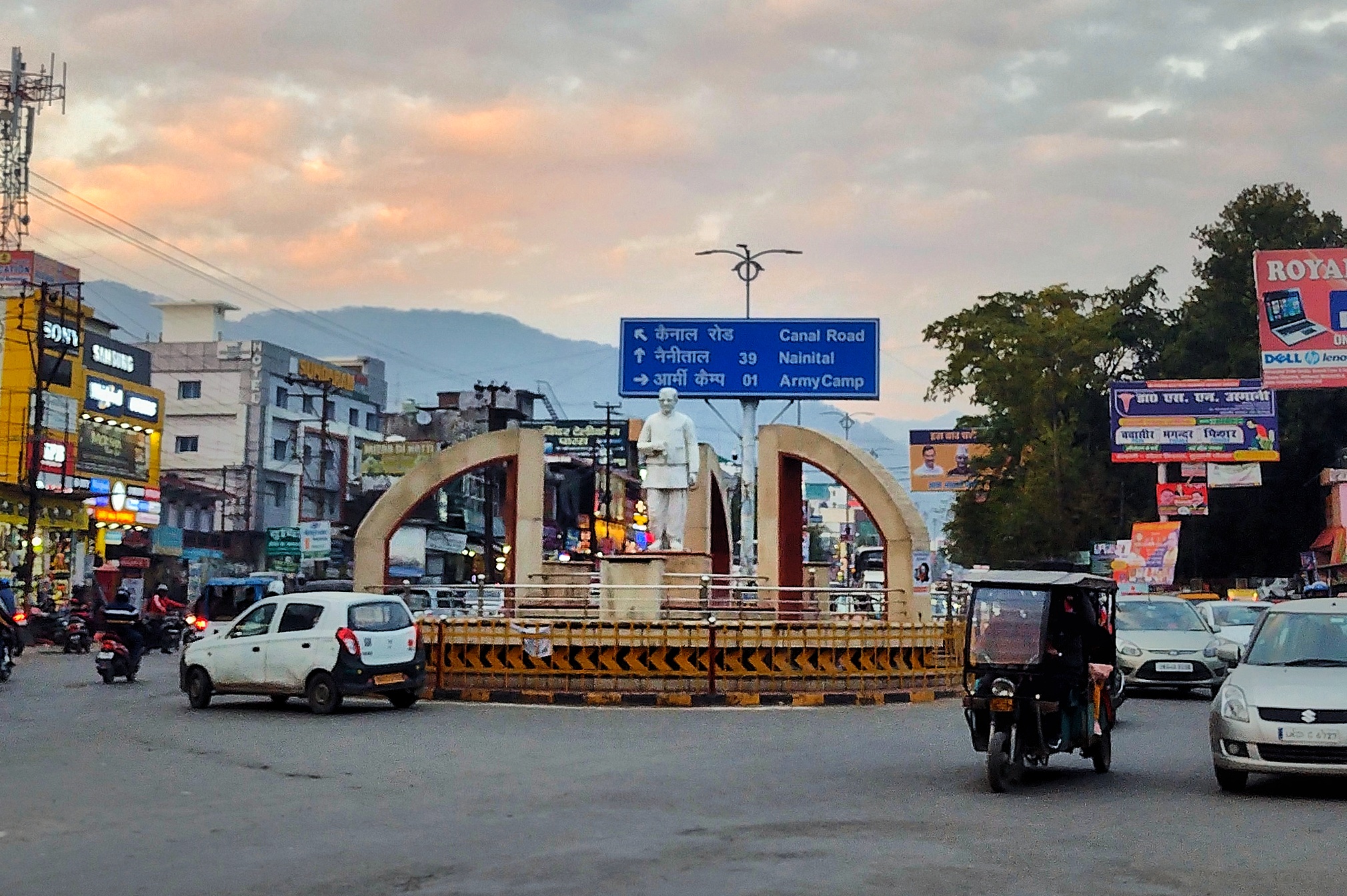 Gurgaon to Haldwani Taxi Service